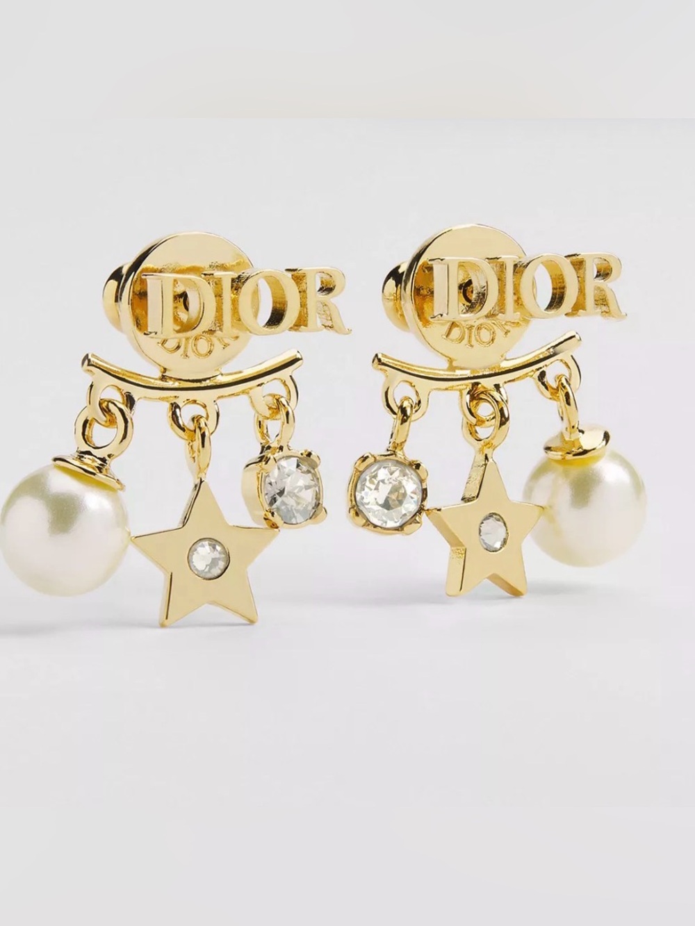 Dior Evolution Earrings new in dustbug with complimentary gift bag and gift box
